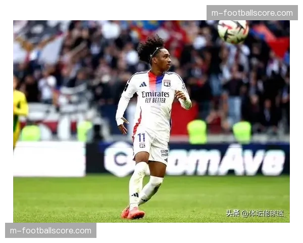 官方:昂热提前四轮降入法乙,俱乐部管理层向球迷致歉 官方:昂热提前四轮降入法乙,俱乐部管理层向球迷致歉